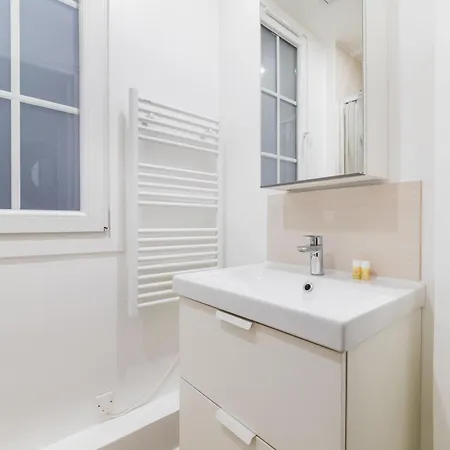 Appartamento 3 Pieces Au Coeur Du 19e - 4p *