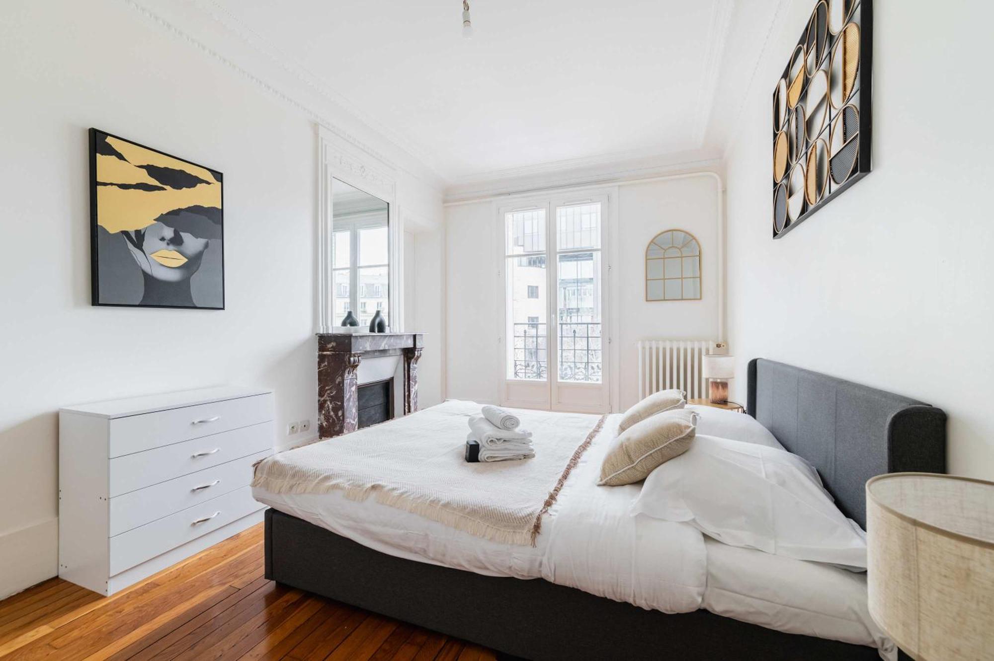 3 Pieces Au Coeur Du 19e - 4p Appartamento *